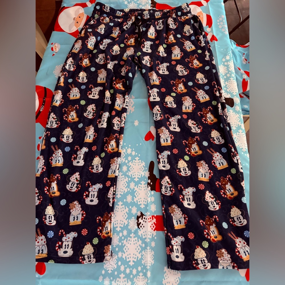 Boutique Mouse & Friends COCOA CHRISTMAS MUGS Holiday Lounge Pants L/XL